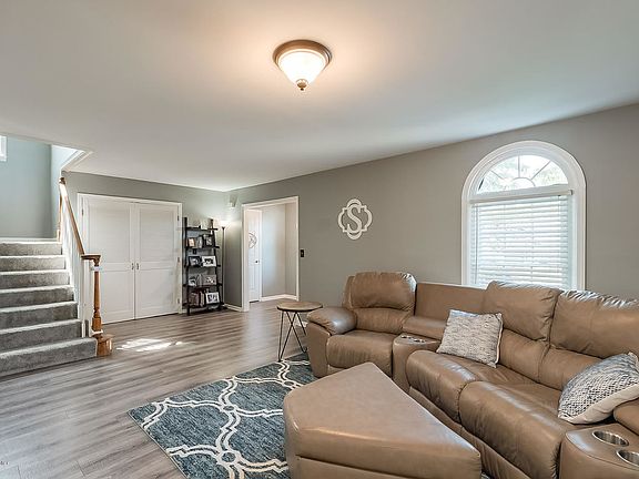 3rd image of 2026 Silver Lake Blvd