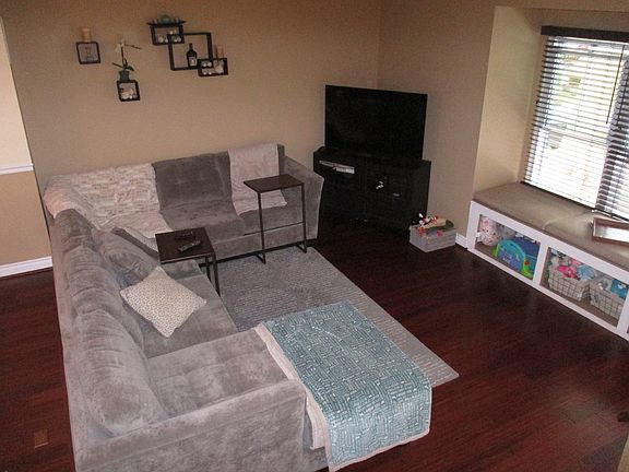 5th image of 20212 Waterside Dr