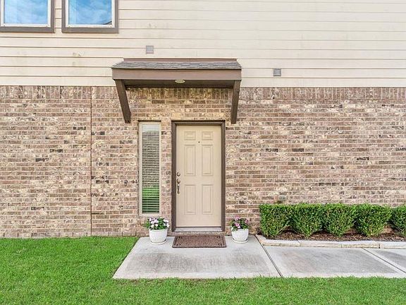 3rd image of 3433 Harvest Meadow Ln