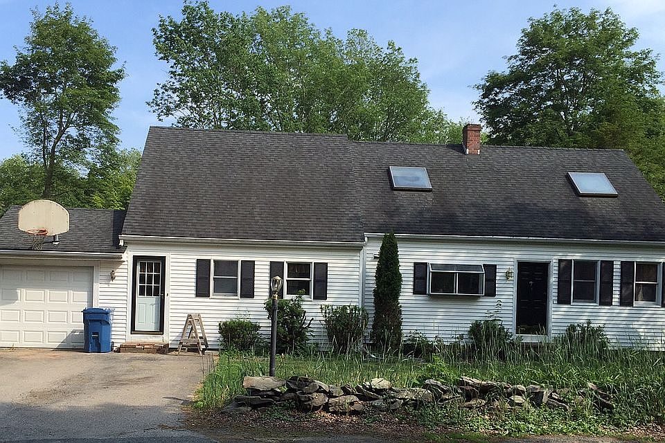 1st image of 601 Summer St