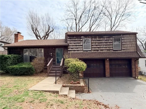 7545 Aberdeen St, Prairie Village, KS 66208