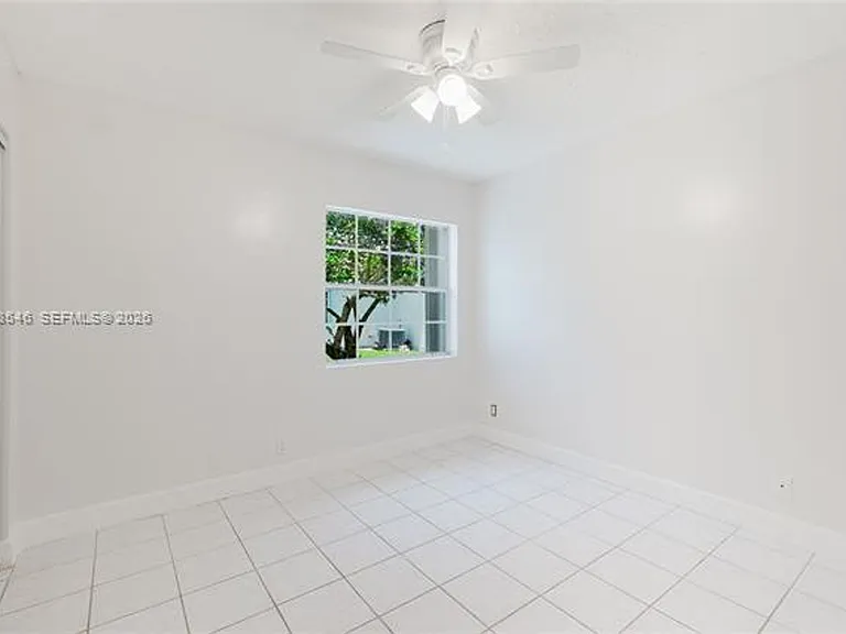 1482 Springside Dr — Photo 15