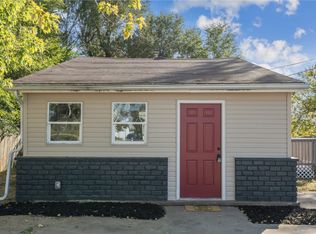 401 28th Ave SW, Cedar Rapids, IA 52404