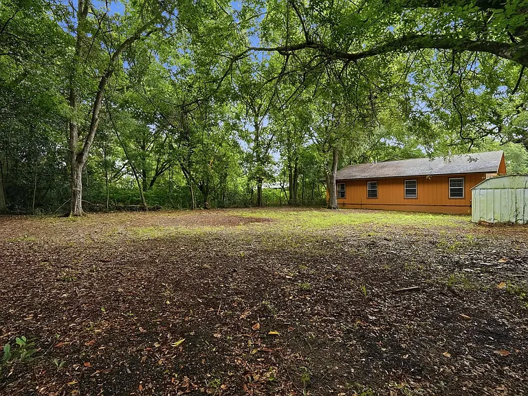 310A Redwood Ave — Photo 27