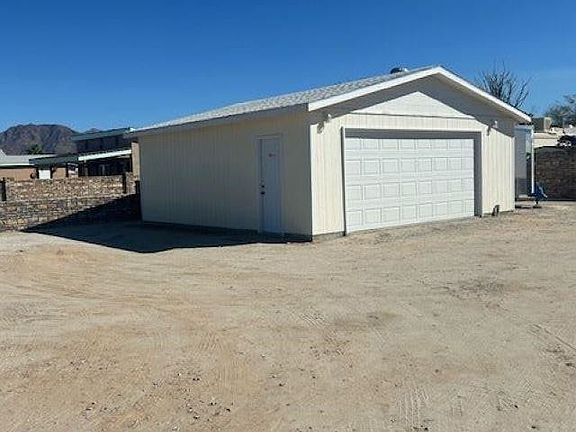 3rd image of 13545 E 48th Dr
