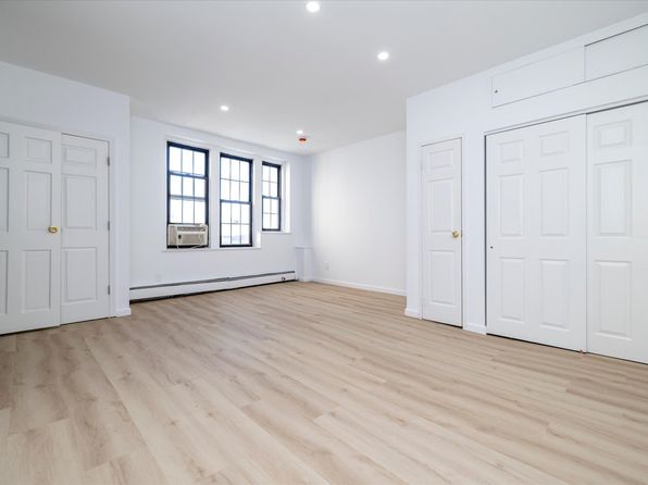 310 Riverside Blvd APT 6J