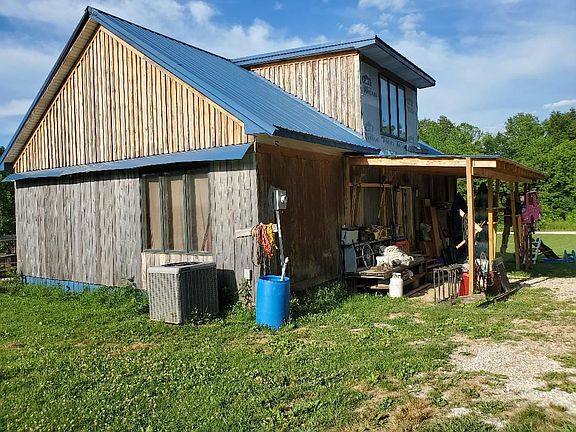 2nd image of 6395 S Roselawn Dr