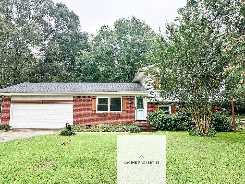1st image of 12 Marlow Ln