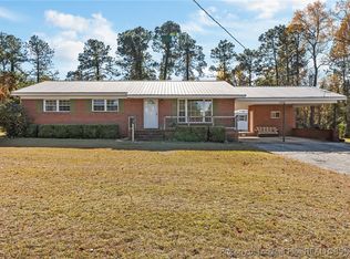 1308 Pine Knoll Dr, Spring Lake, NC 28390