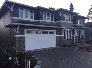 10215 125th Ave NE, Kirkland, WA 98033
