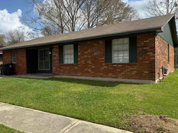12212 Mumford Dr, Baton Rouge, LA 70807