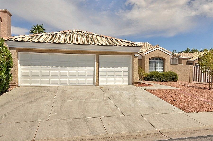 1st image of 870 Eagle Mountain Dr