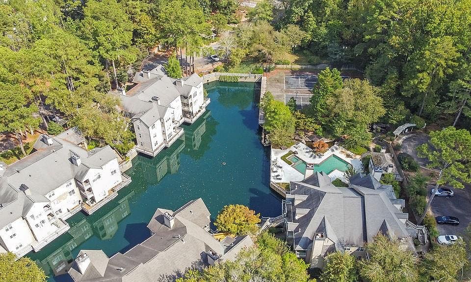 1st image of 303 Mill Pond Ct SE