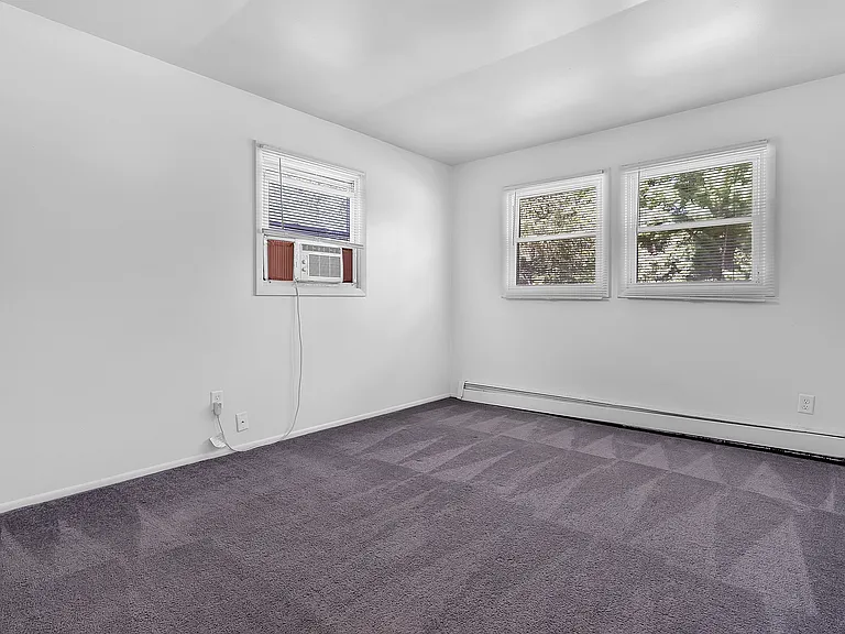 5533 Aspen Ave #4 — Photo 5