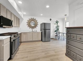 5167 Greene Ln #L, Las Vegas, NV 89119