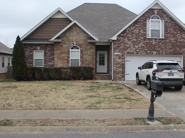 1495 Cobra Ln, Clarksville, TN 37042