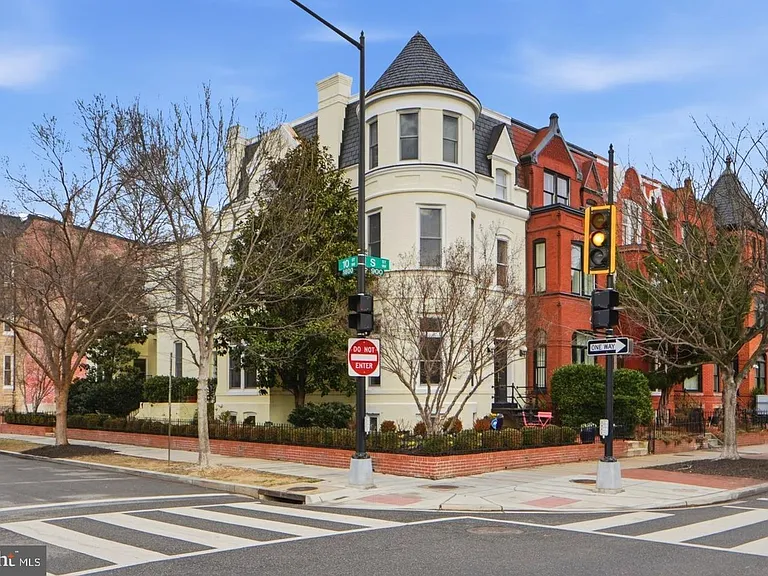 949 S St NW — Photo 38