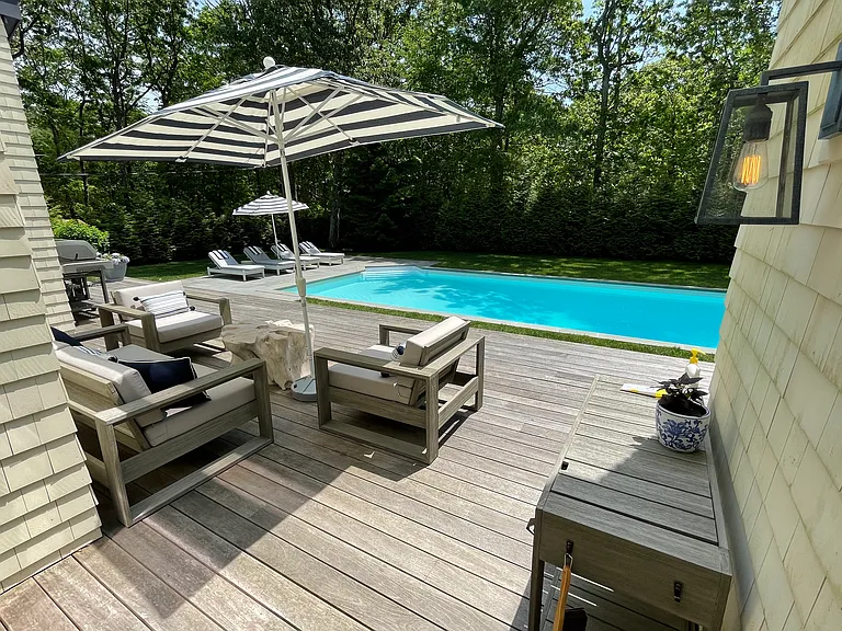 60 Gardiners Ln — Photo 8