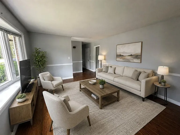 890 Hollands Ave — Photo 14