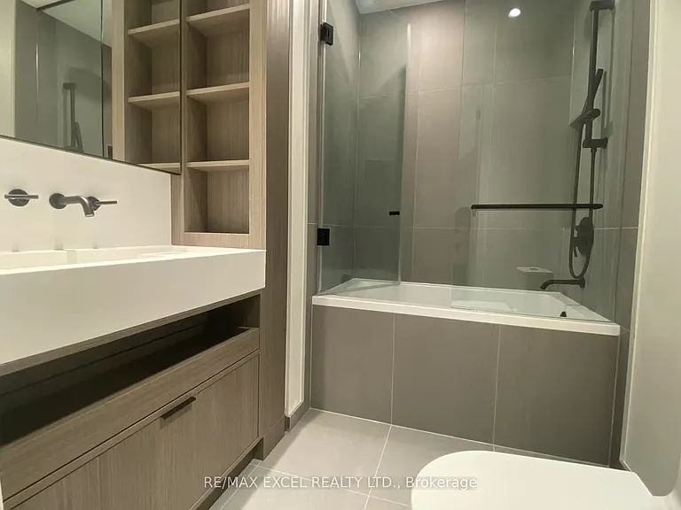 55 Charles St E #2803 — Photo 4