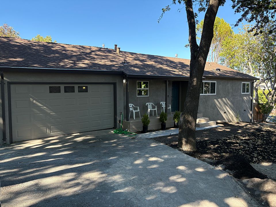 1st image of 2300 Overlook Dr