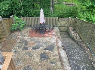 10522 Apple Ridge Rd, Gaithersburg, MD 20886