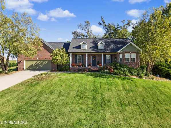 1420 Foxfire Cir, Seymour, TN 37865