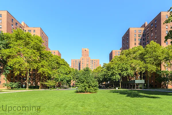 Rented by A&E Real Estate Management | media 4