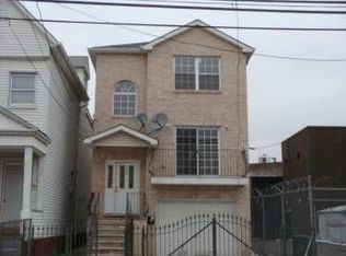 126 Wright St, Newark, NJ 07114