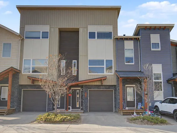401 Southfork Dr #210, Leduc, AB T9E 0X1