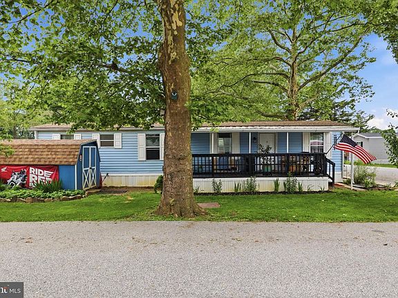 2nd image of 29 Key Largo Dr