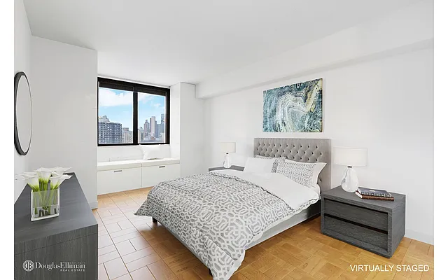 Sold by Douglas Elliman | media 15