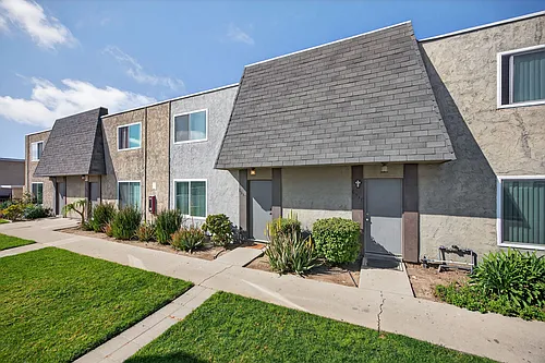 6333 Hummingbird St Photo 1