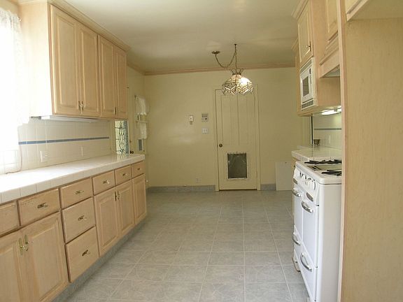 Large Kitchen
