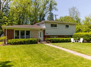 734 Laramie Ave, Glenview, IL 60025