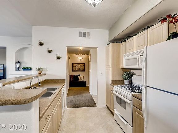 4th image of 8250 N Grand Canyon Dr Unit 2065