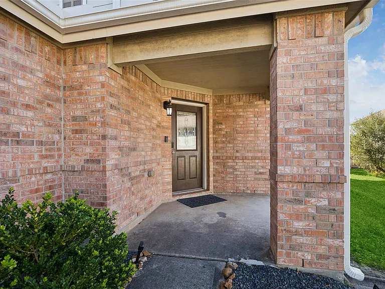 12223 Windsor Bay Ct — Photo 3