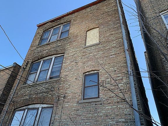 2nd image of 8228 S Vernon Ave