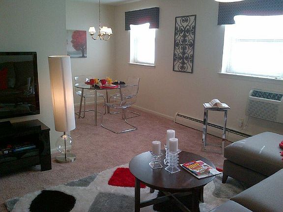 4th image of 601 S 19th St #1658458