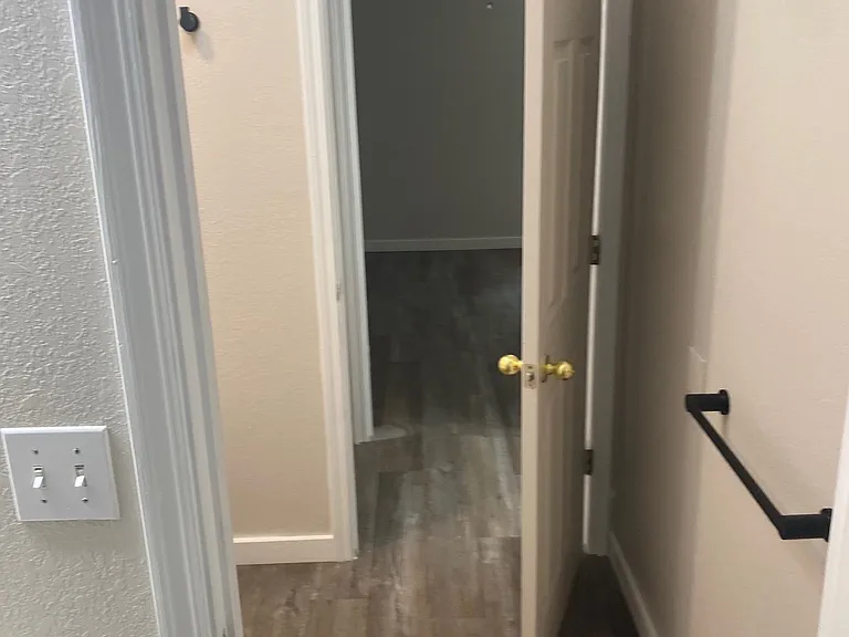 4866 Richmond Dr — Photo 9