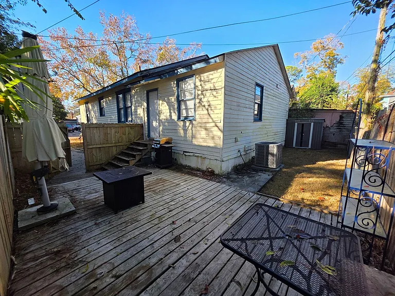 1118 E 39th St — Photo 12