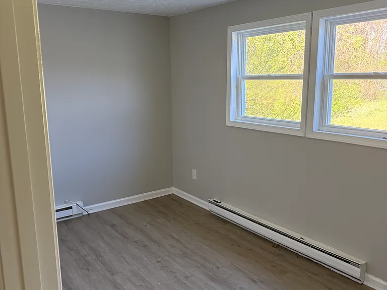 8040 Airport Rd — Photo 12