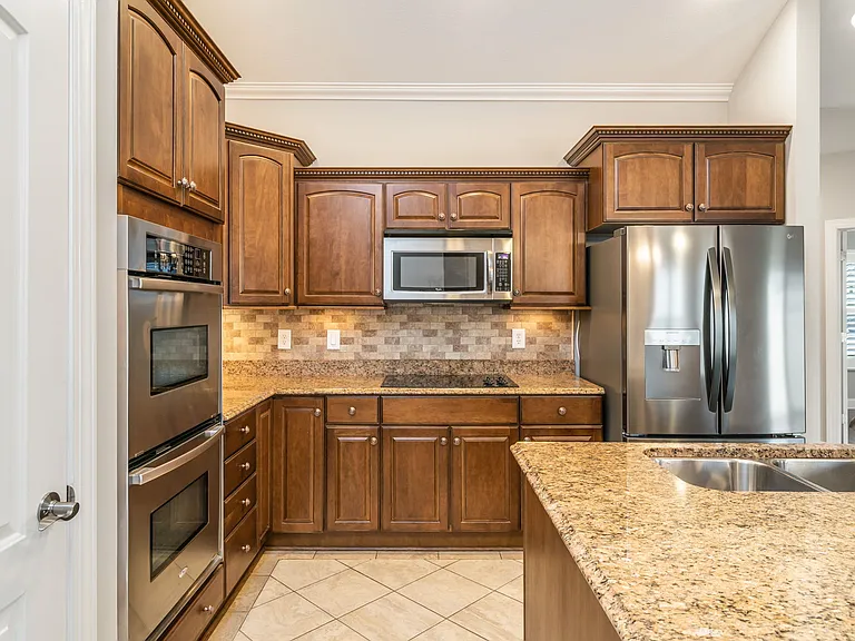 4935 Willow Bluff Cir — Photo 13