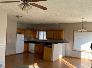 7210 N 16th St #2, Lincoln, NE 68521