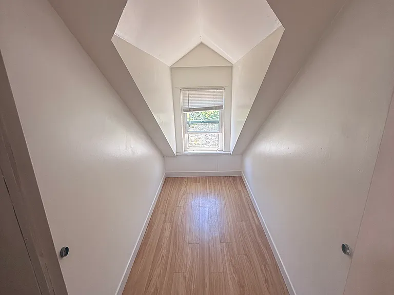 406 Washington Ave #C — Photo 9