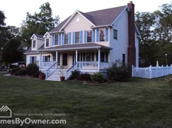 3204 Archers Mill Rd, Suffolk, VA 23434