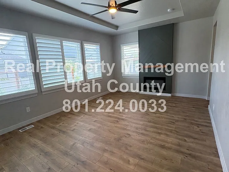 271 E Echo Ledge Dr — Photo 14