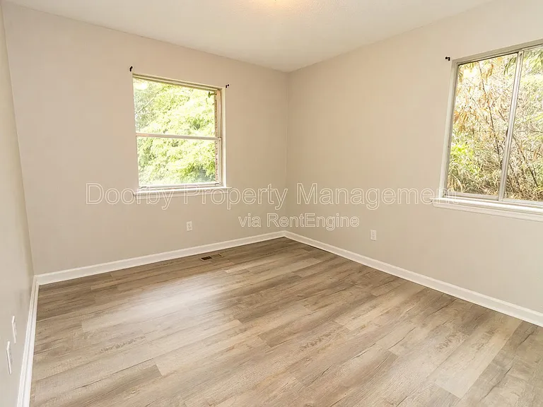 7205 Sterling Rd — Photo 14