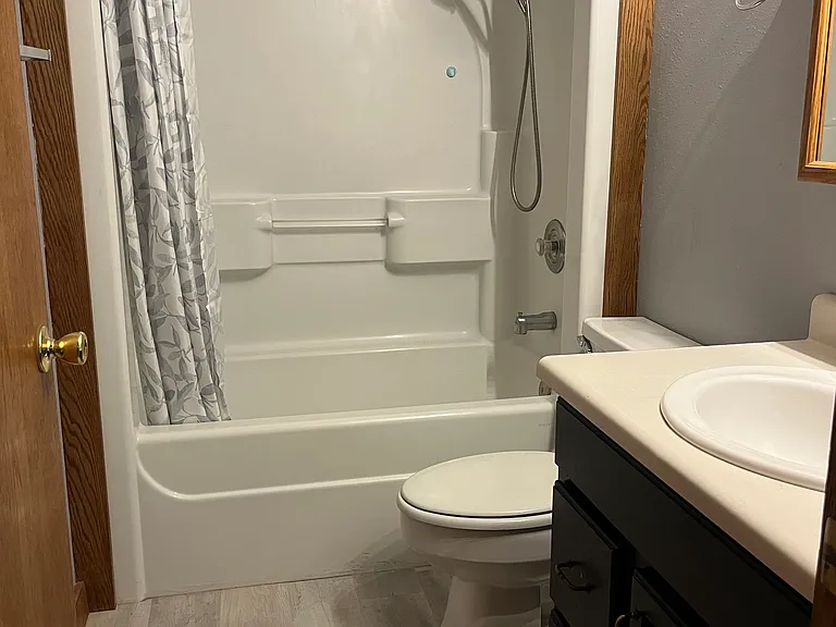 132 W B St #3J — Photo 17
