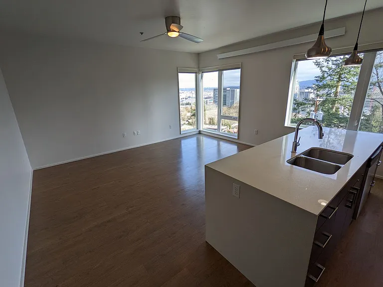 Viewpoint Terrace Apartments — Photo 58